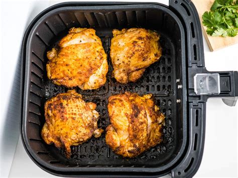 Crispy And Juicy Air Fryer Chicken Thighs Cathy Copy Me That