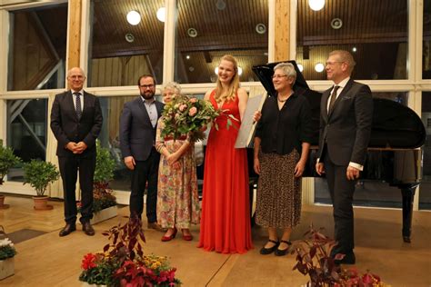 Pianistin Julia Rinderle erhält den Memminger Kulturpreis Presse Augsburg