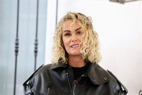 Exclu Laeticia Hallyday Ce Camouflet Retentissant Inflig Son Ex