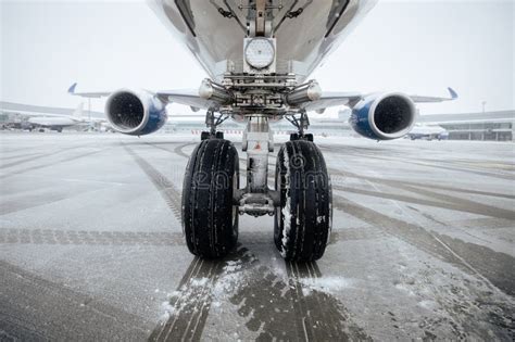 Front View of Airplane Landing Gear Stock Photo - Image of season, tire ...