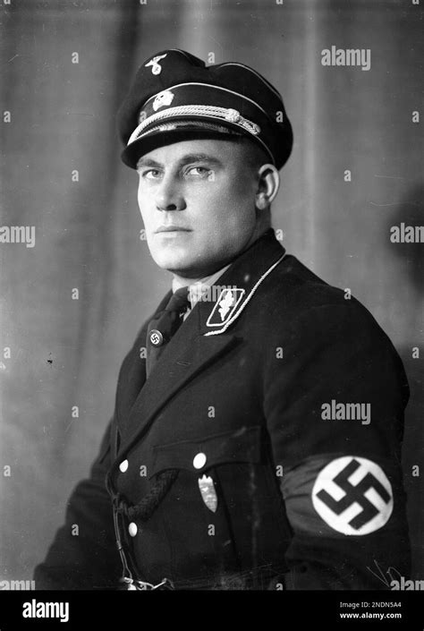 Retrato Del Miembro Del Partido Nazi Wilhelm Rediess Más Tarde Líder