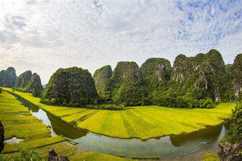 Ninh Binh Tour Full Day Hoa Lu And Tam Coc Boat Tour