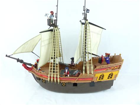 Bateau d attaque des pirates Playmobil 5135 A Label Emmaüs