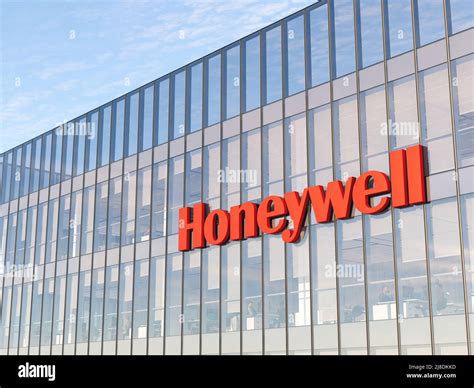 Charlotte, NC, USA. May 2, 2022. Editorial Use Only, 3D CGI. Honeywell Signage Logo on Top of ...