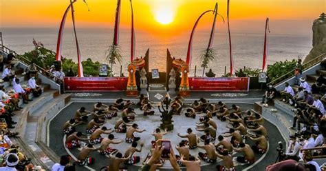 Bali Uluwatu Kecak Feuertanz Und Abendessen In Der Jimbaran Bucht