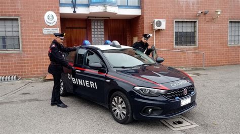 Era Agli Arresti Domiciliari Ma Nascose L Amico Con La Droga Nell