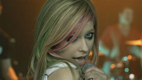 Picture Of Avril Lavigne In Music Video What The Hell Avrillavigne