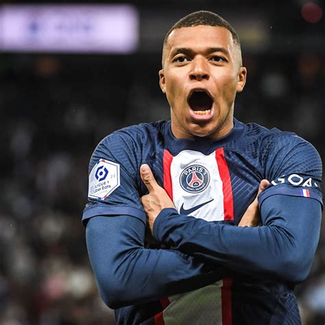 Aufzeichnung Gabel Arm Kylian Mbappe Fu Ball Aufregung Runden V Terlich