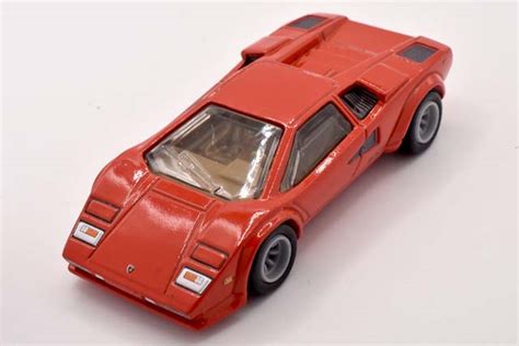 LAMBORGHINI COUNTACH LP QVのレビュージェイレノ氏所有の 年式モデルと思われる HCK Hot Wheels 情報まとめ ホット