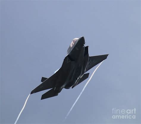 F-35 High Speed Run Photograph by Fearless Fox - Fine Art America