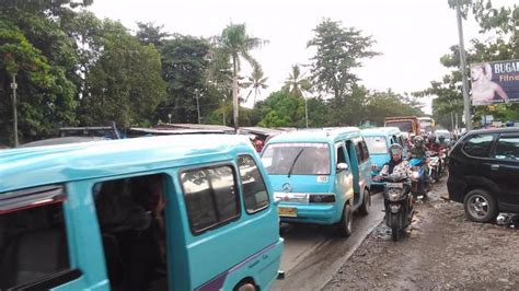 Jl Perintis Kemerdekaan Km Dekat Jalan Masuk Pasar Niaga Daya Macet