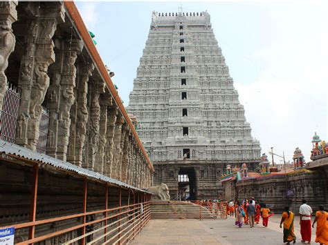 The Abode Of Arunachaleshwara Annamalaiyar Temple In Thiruvannamalai