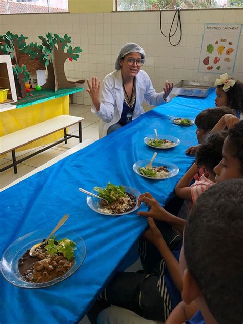 Jornada de Educação Alimentar e Nutricional nas escolas municipais de