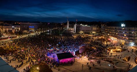 Kauno miesto savivaldybė Laisvės alėjoje nušvis Ukrainos dvispalvė tai