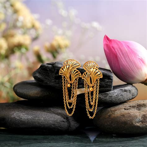 Buy Alluring Drop Earrings At Best Price Tanishq Uae