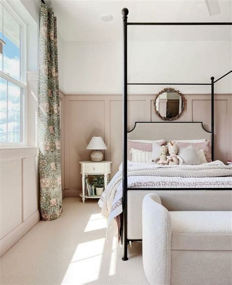 Benjamin Moore Meadow Pink Interiors By Color Big Girl Bedrooms