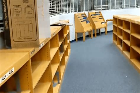 Downloading Pirated Books But Not Distributing 6