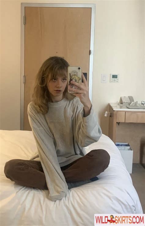 Dasha Nekrasova Dash Cam Nude Instagram Leaked Photo