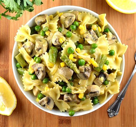 Meatless Monday Pasta Primavera Vegan Theveglife