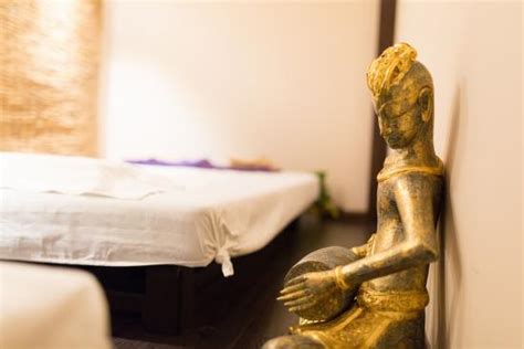 Los 10 Mejores Hoteles Cerca De Royal Orchid Thai Massage Sniec Shanghái