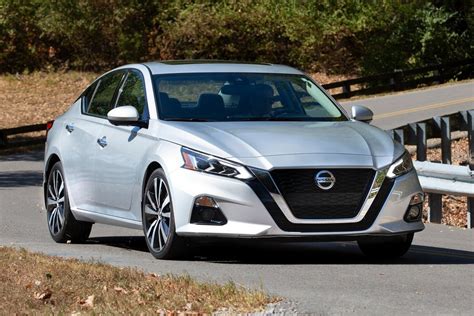 2021 Nissan Altima Vs 2021 Mazda6 Which Is Better Autotrader