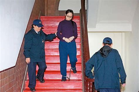 【媽媽嘴案】謀財害2命3度判死 謝依涵為魩仔魚請命 鏡週刊 Line Today