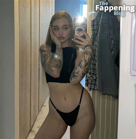 Amaryllis Amaryllis One Nude Leaks Photo TheFappening