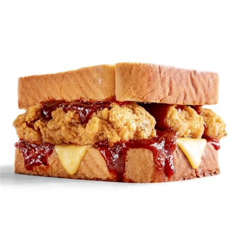 Vegan BBQ Chick'n Strip Sandwich: A Genius Vegan Twist on a Whataburger ...