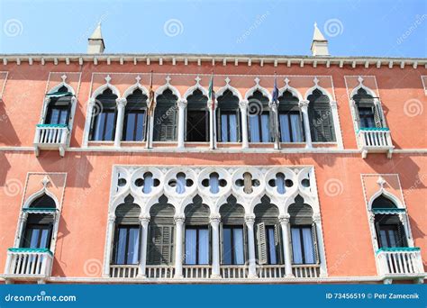 Janelas Do Renascimento Em Veneza Imagem De Stock Imagem De Luxo Céu 73456519