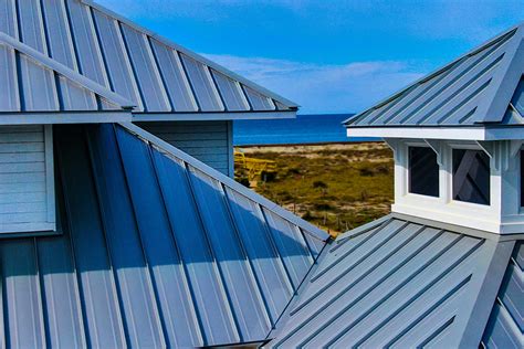 A Custom Metal Roof Thats Both Stylish And Durable On The Coast Gbandd