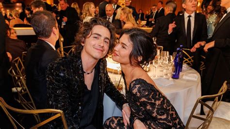 Kylie Jenner Appears to Tell Timothée Chalamet ‘I Love You’ at the Golden Globes