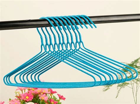 Set 10 Ganchos Para Ropa De Acero Plastificado Colores 42cm Mercado Libre