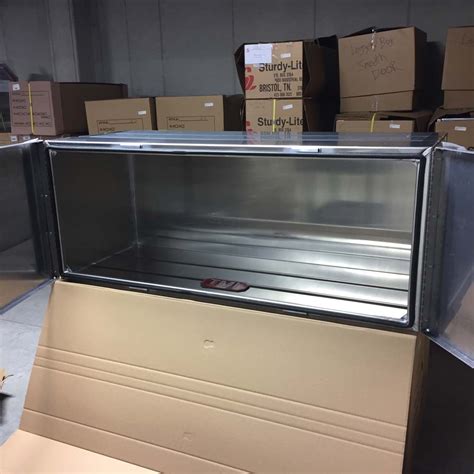 Toolbox 24x24x60 Double Door Aluminum