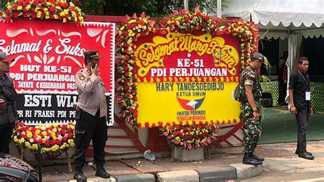 Tak Ada Karangan Bunga Dari Jokowi Di HUT Ke 51 PDIP Tempo Co