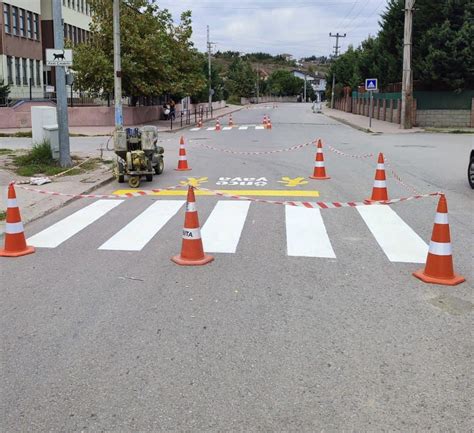 Okul Yaya Yolu Çİzgİlerİ Yenİden Boyandi Yalova Haberci Gazetesi