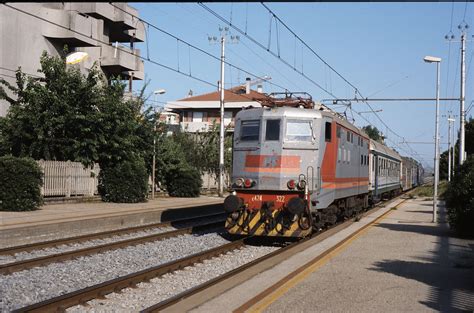 Italienische Staatsbahn Baureihe E424