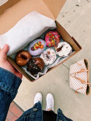 Bakers Dozen Donuts Updated January Auburn Indiana Donuts