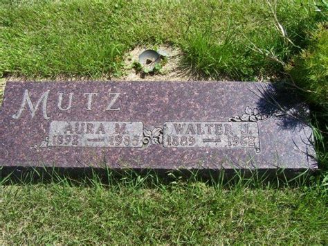 Aura Mae Hitchcox Mutz Find A Grave Memorial