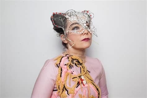 Björk Anuncia Nuevo Disco De Estudio Para Este Año Fossora