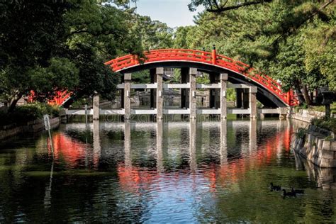 Puente De Taikobashi En El Gran Santuario De Sumiyoshi En Osaka Foto De