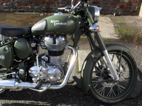 Royal Enfield Bullet Classic Battle Green 500cc