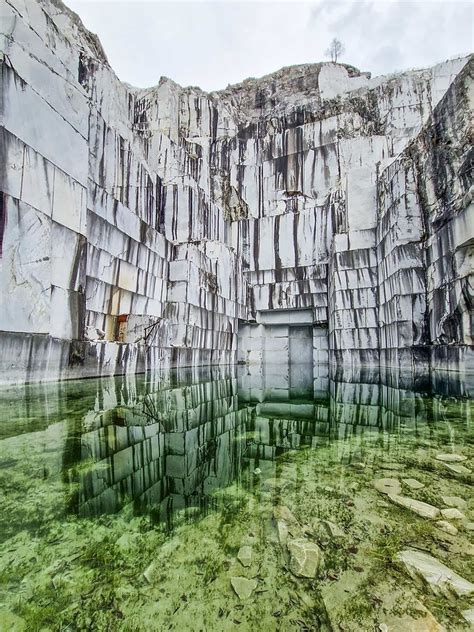 La Cava Valsora Di Massa Con Splendido Bio Lago