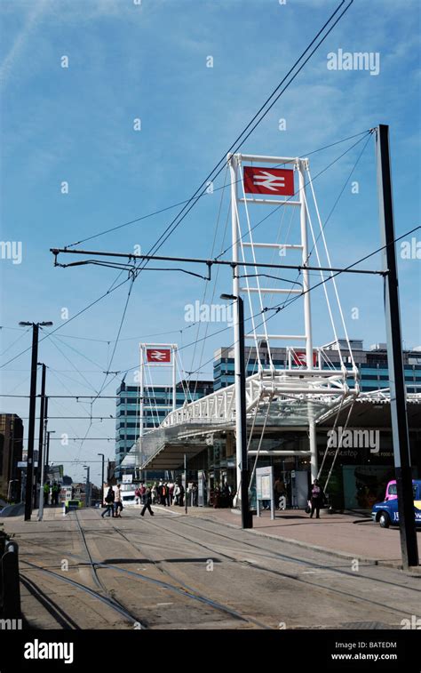 Croydon railway station hi-res stock photography and images - Alamy