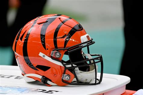 NFL Network Names Bengals OC Brian Callahan Top Head Coach Candidate ...