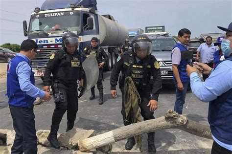 Não renunciarei diz presidente do Peru em meio a protestos que já