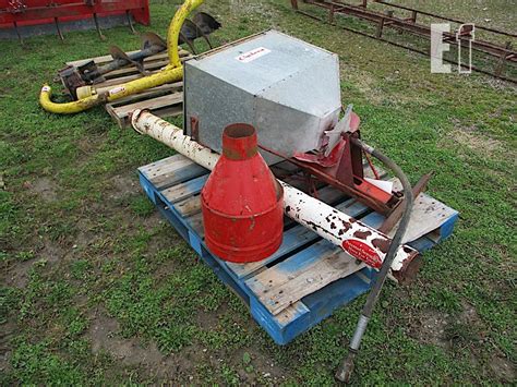 Cyclone Seeder Other Online Auctions