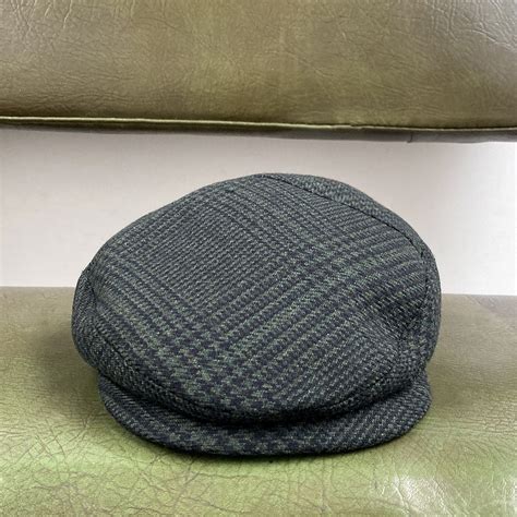 Lambswool Flat Cap Jake In Bottle Green With Navy Over Check — Karen