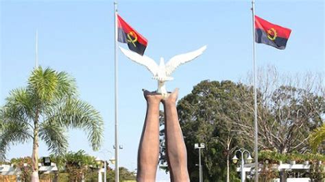 Artigo Angola Celebra O Dia Da Paz Manoel Messias Pereira