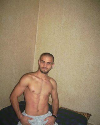 Romanian Boxer Posing Nude Porn Pictures Xxx Photos Sex Images Pictoa