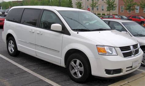 2008 Dodge Grand Caravan SXT - Passenger Minivan 3.8L V6 auto